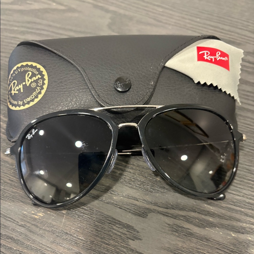 Ray Ban Aviator Sunglasses